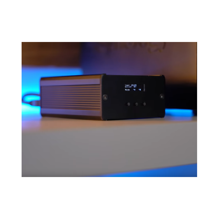 Quansatech Automatik USB Switch mit Display und Bedientasten
