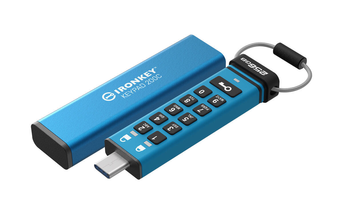 Kingston IronKey KP200C · 256 GB · USB-C